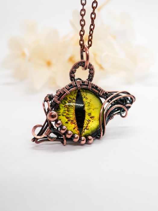 Wisior Smocze Oko, biżuteria wire wrapping, rękodzieło