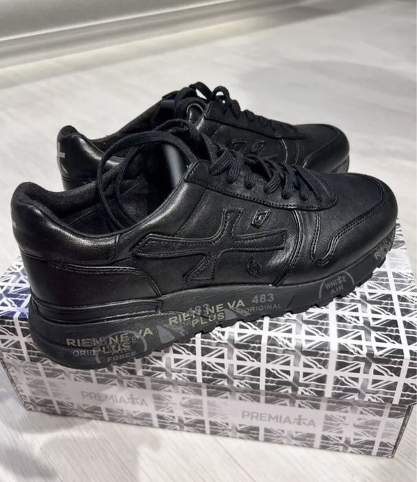 Кроссовки премиата