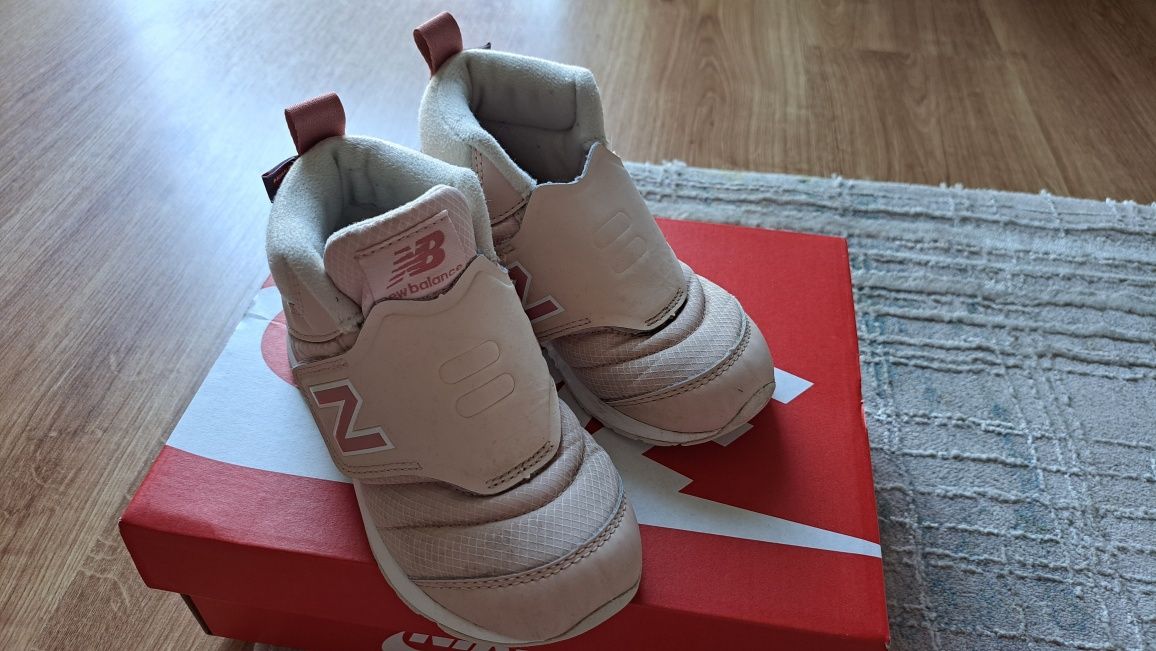 New Balance roz 29 buty ocieplane