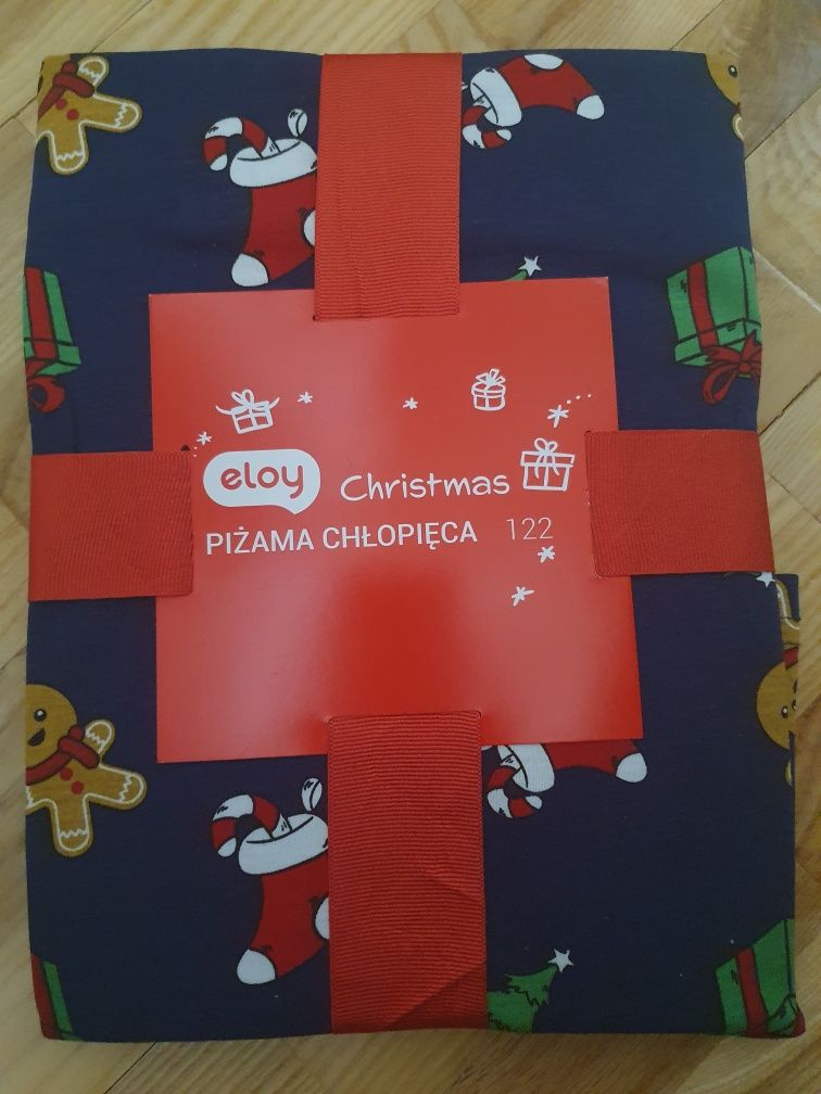 Piżama dla chłopca 122 świąteczna