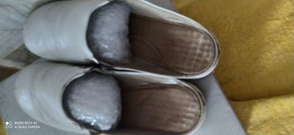 Klapki skórzane Schol 41  10 zł do prac gospodarczych