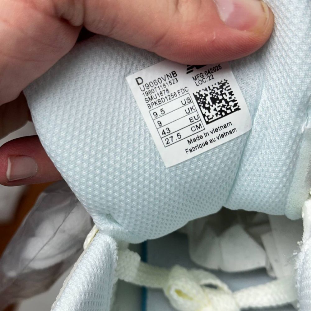 Чоловічі кросівки new balance 9060