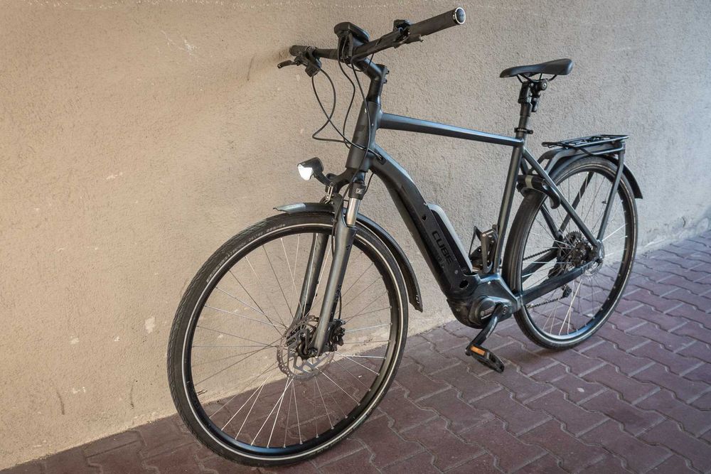 E-Bike Rower elektryczny CUBE TOURING HYBRID PRO 500WH Koło 28" Roz 58