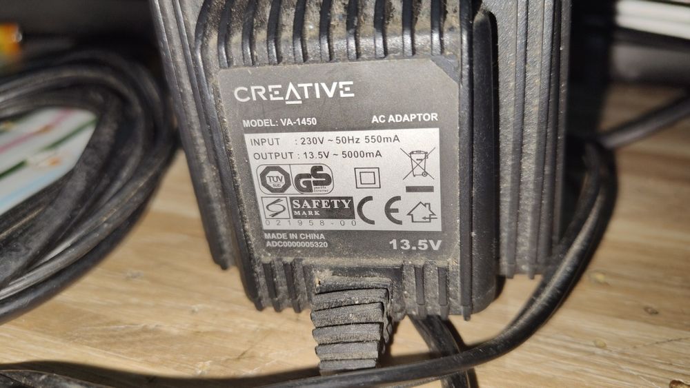 sprzedam zasilacz do Creativa i głośniki