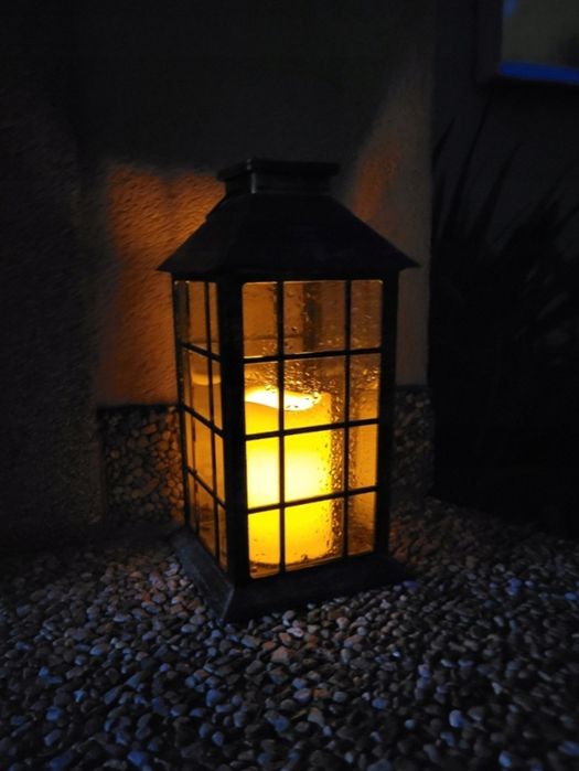 Lampy Solarne Znicze Na Cmentarz Zestaw 4 szt. z Migoczącym Światłem