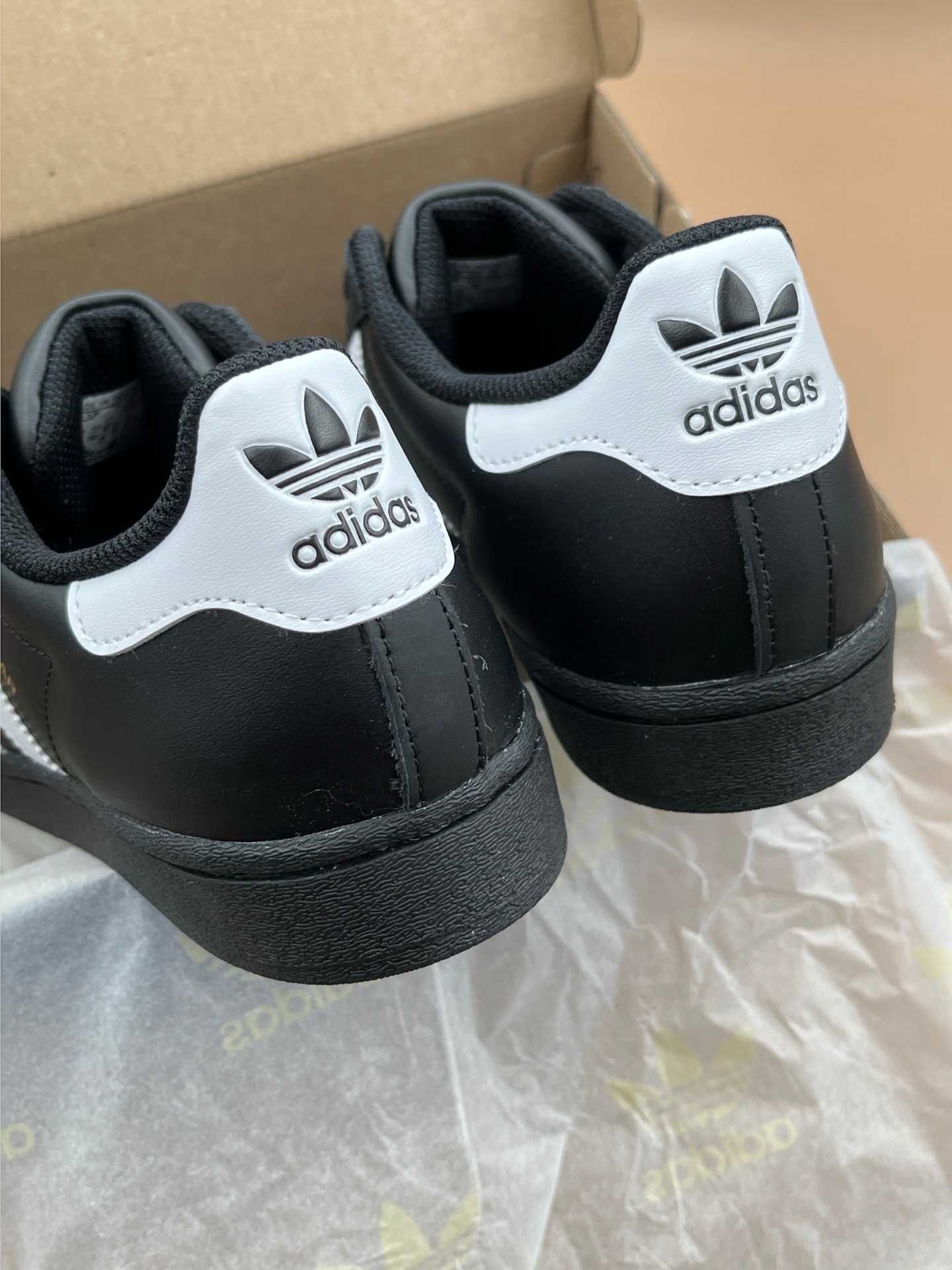 Buty damskie Trampki adidasSuperStarCzarny r.42