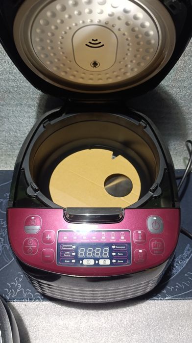 Мультиварка TEFAL нова