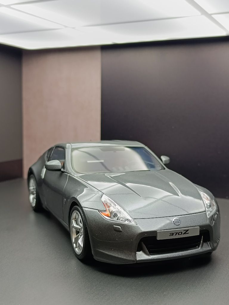 Nissan 370 Z 1/18