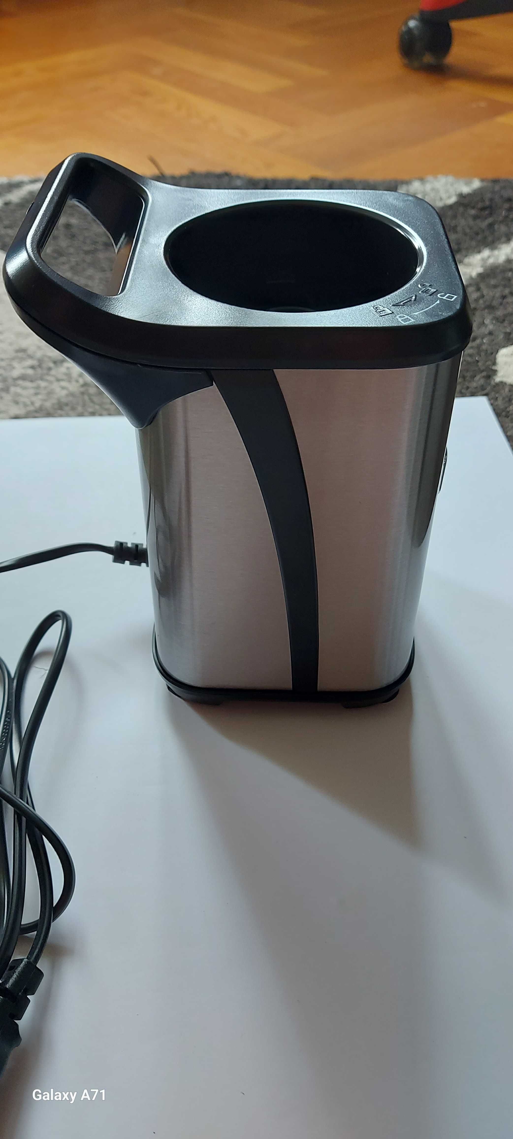 NOWY Blender do smoothie z kubkiem na wynos 350W