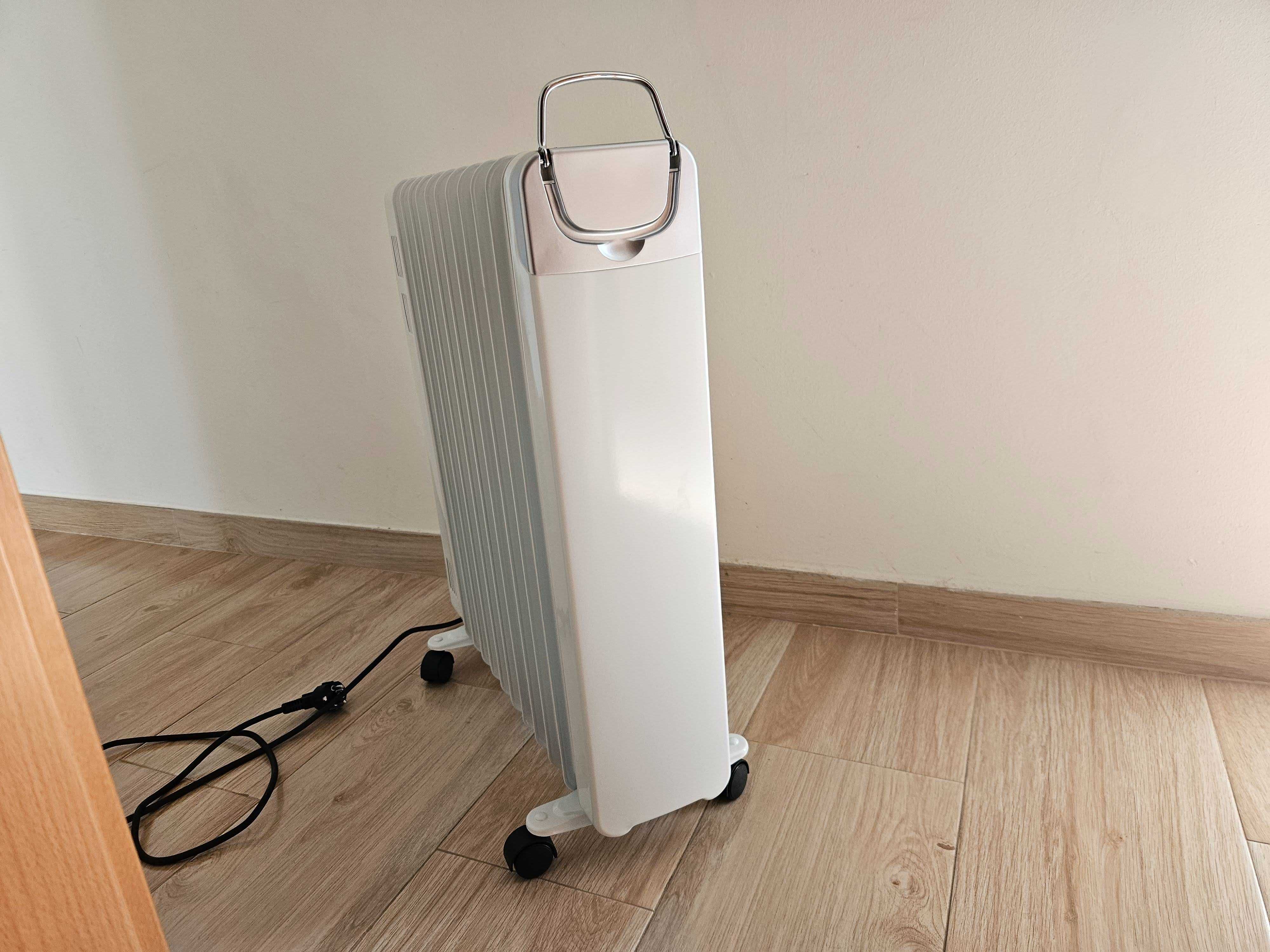 Aquecedor radiador a óleo Equation Essential 2500 W
