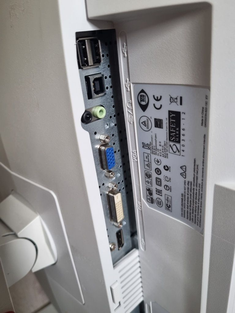 Монітор led fujitsu b23t-7 23 " 1920 x 1080 FullHD px ips