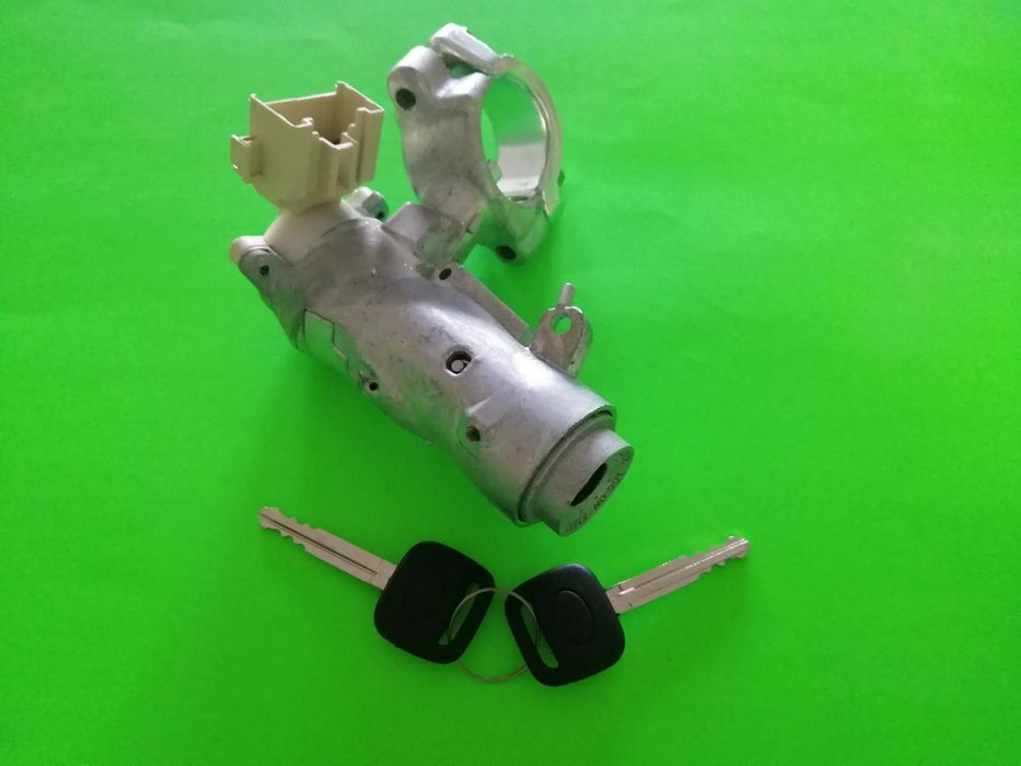 Canhão da ignição completo com chave Toyota Hilux LN85 LN105 LN145 Corolla E11 RAV4