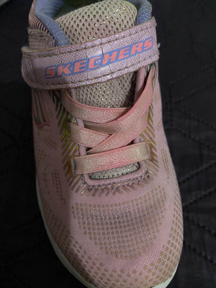 Кросівки дитячі розмір 26 sketchers