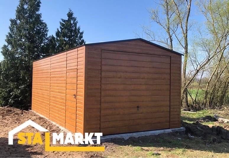 Garaż blaszany 4x7 z dachem dwuspadowym