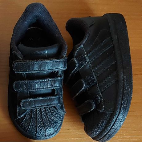 Дитячі кросівки Adidas