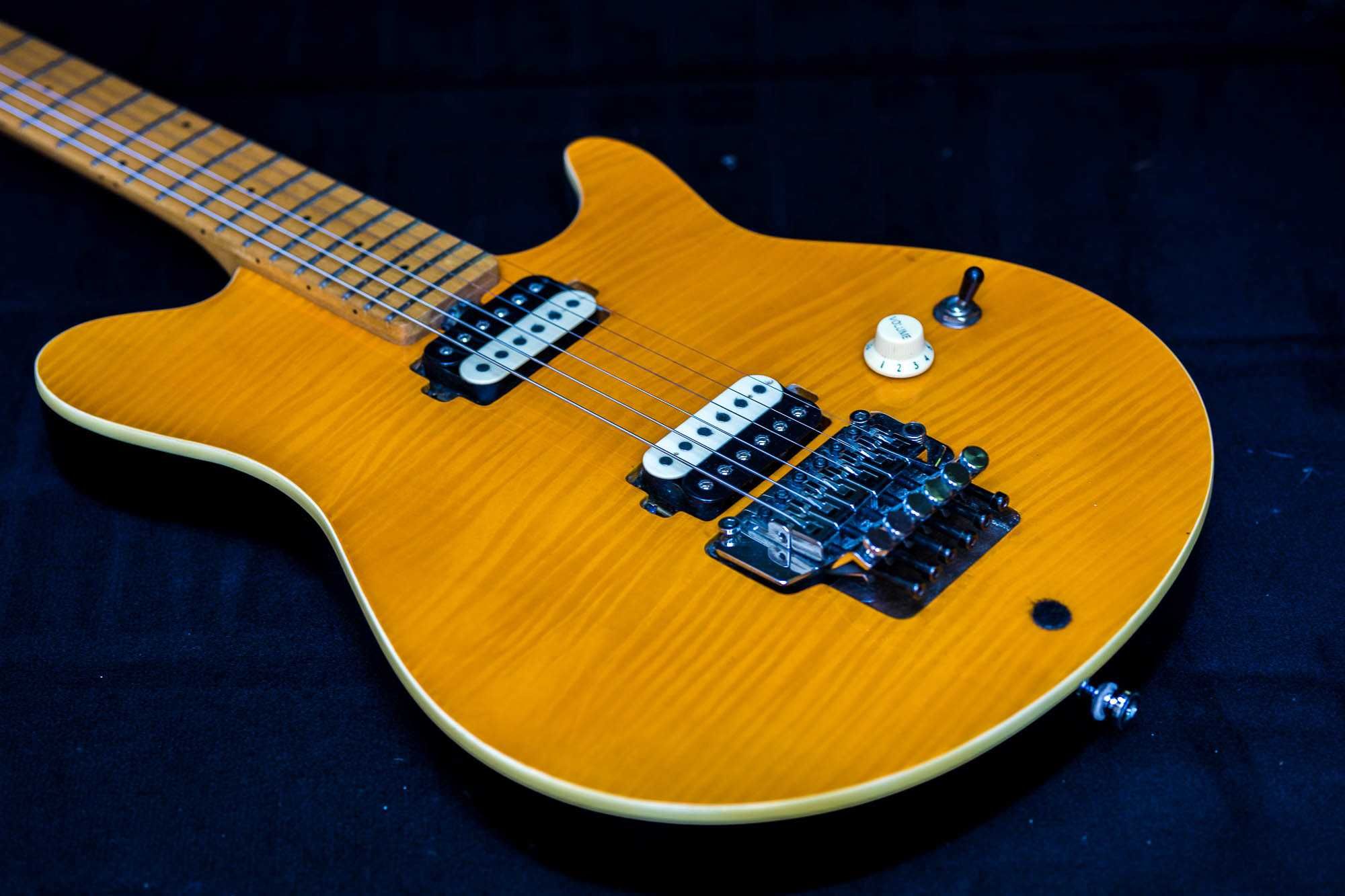 OLP MM1 by Music Man Axis Van Halen
