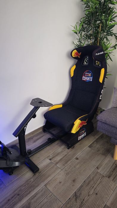 Playseat  redbull