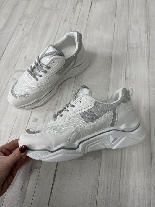 Sneakersy damskie sportowe białe r.39