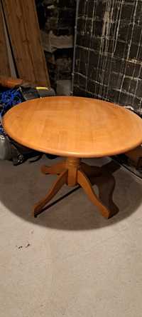 Okrągły stół drewniany ikea