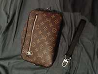 Bolsa unisexo LV