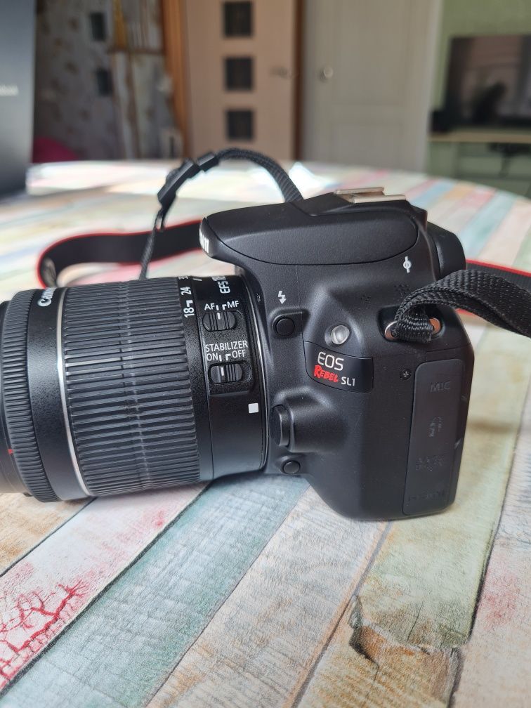 Canon 100D ідеальний стан