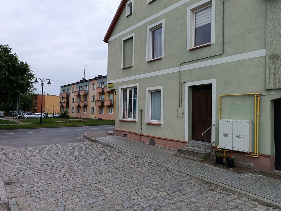 Sprzedam lokal w centrum Reska