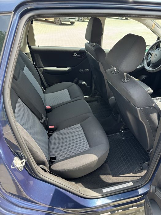 Мерседес А-клас Автомат , дизель , дуже економна