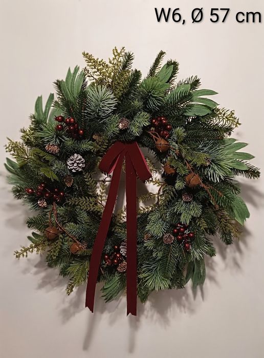 Wianek świąteczny na drzwi cm, ze sztucznego igliwia