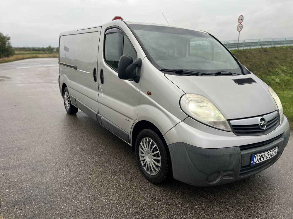 Opel Vivaro ! Bdb Stan ! L2h1!