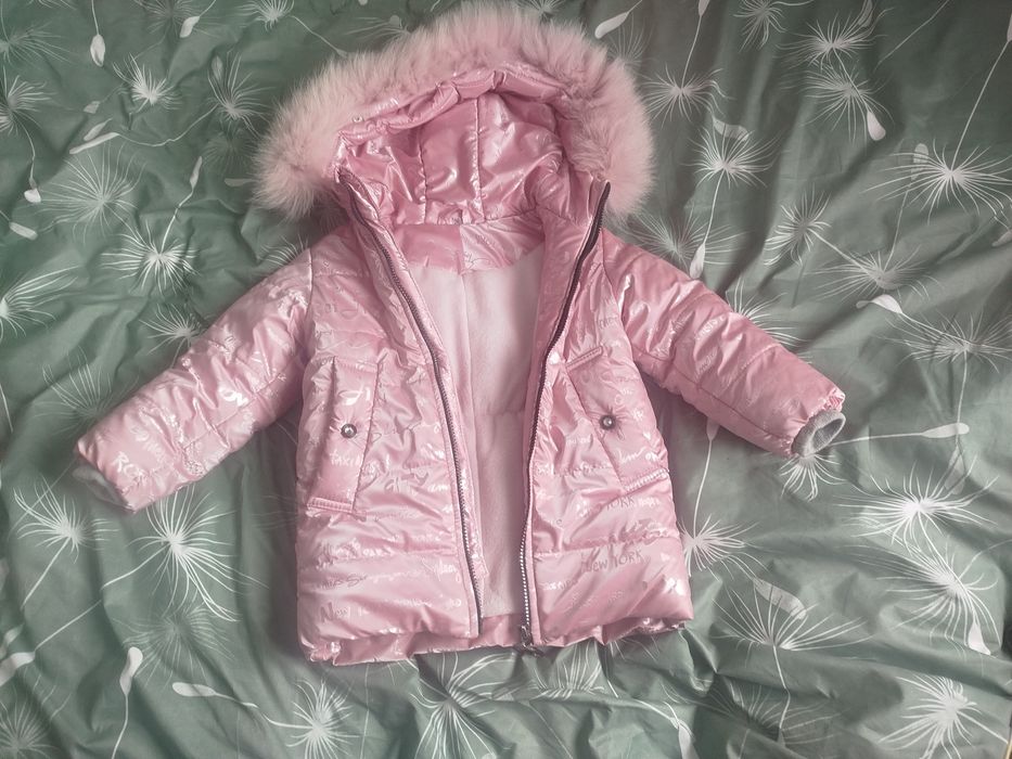 Продам курточку для дівчинки