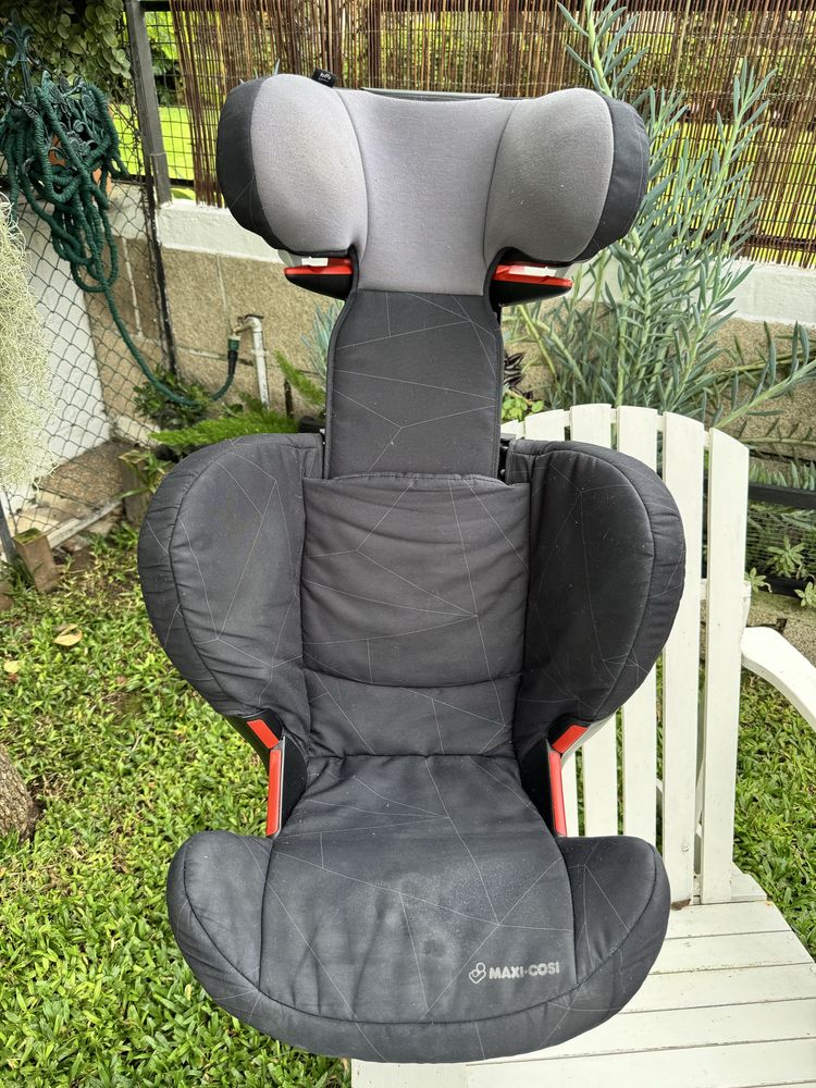 Cadeira auto bebé maxi cosi com isofix