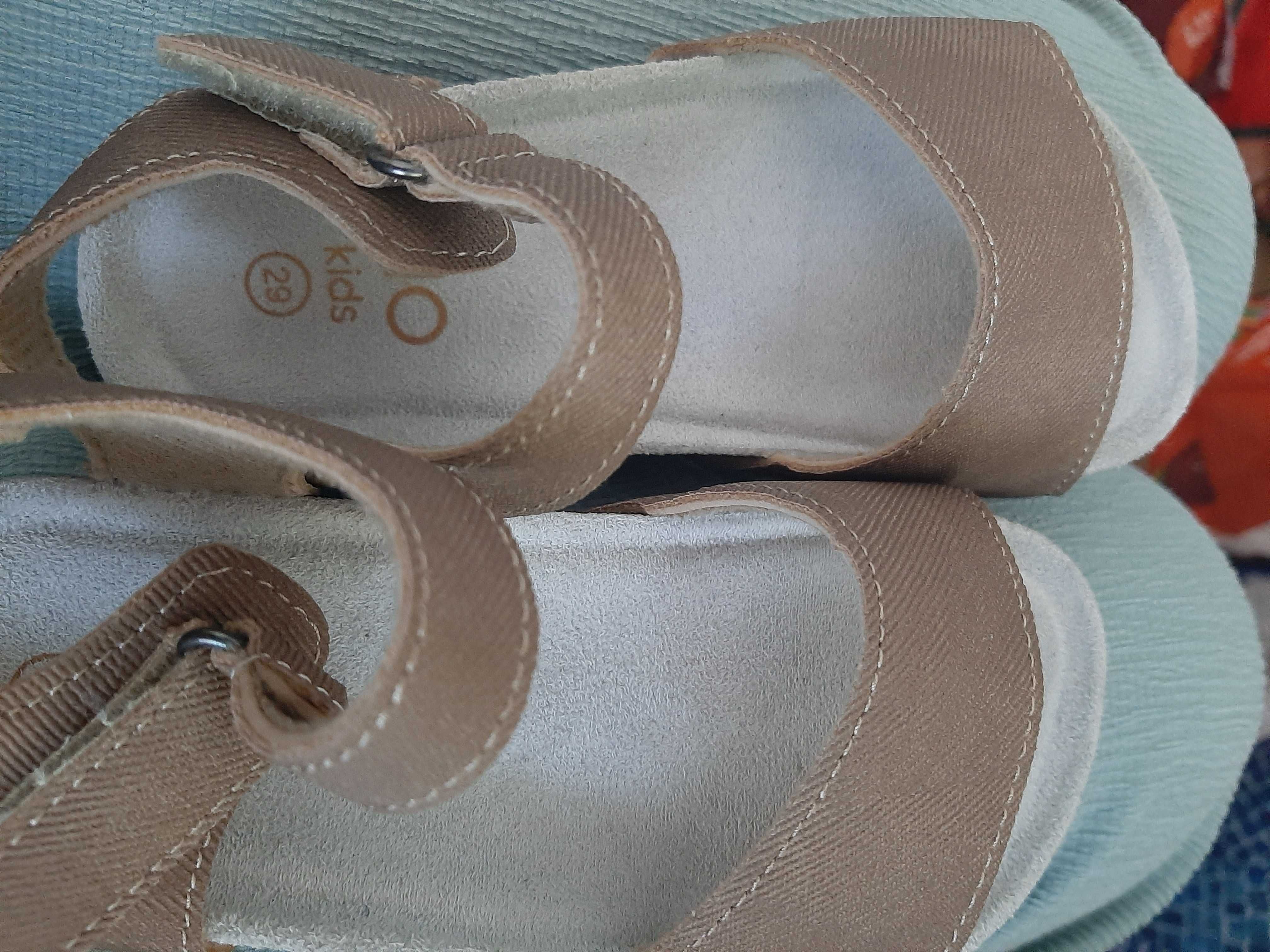 Sapatos varios 29