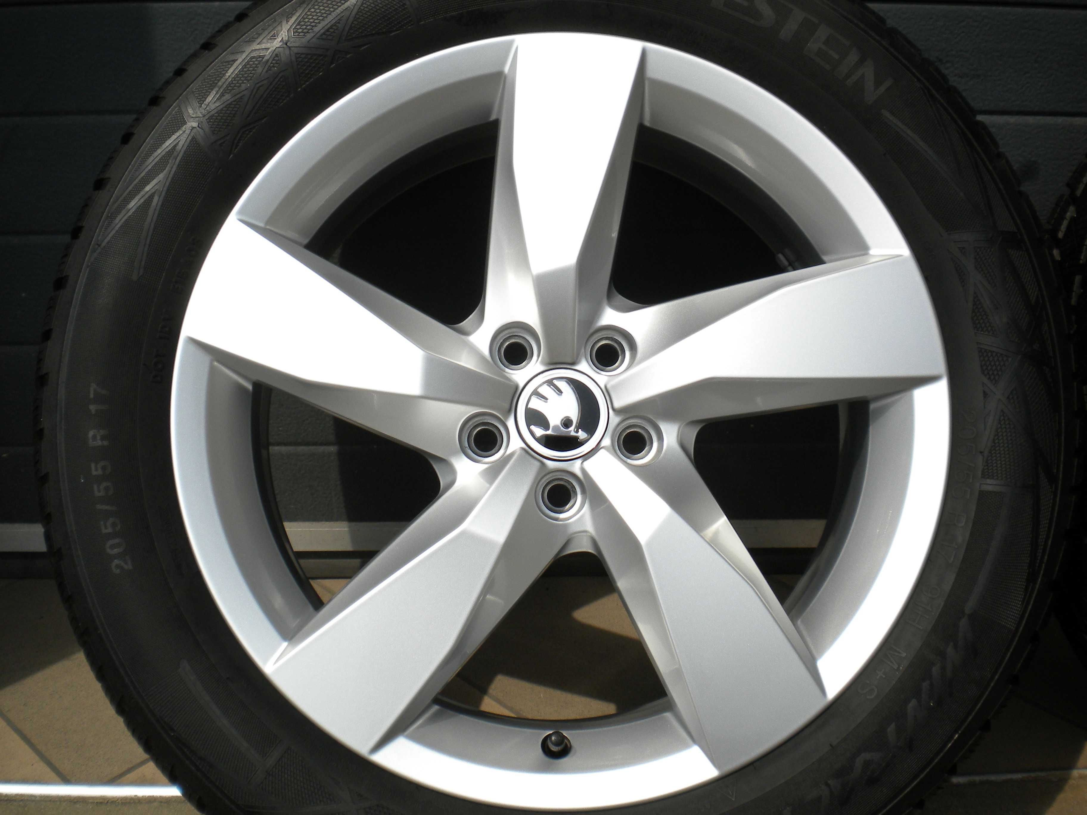 Koła zimowe 17 5x100 Vw T-Cross T Cross Skoda Kamiq Jak Nowe !!
