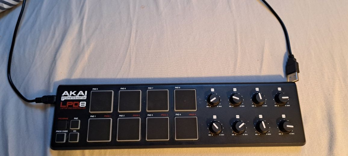 Akai LPD8 Pad MIDI