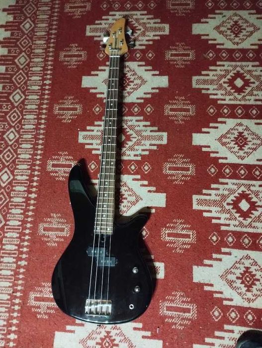 Gitara basowa, bas, Yamaha ERB070