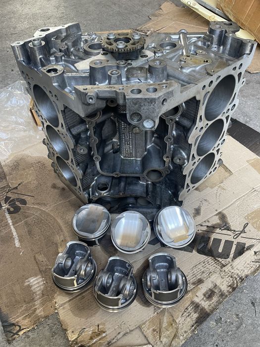 3.0 tfsi Audi Гільзування блока , поршні , вкладиші стд 0.25 0.50