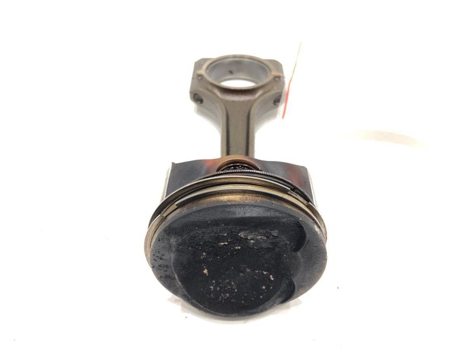 TŁOK Z KORBOWODEM - 147.00 PLN - AUDI A4 B8 Avant (8K5) 2007 - 2015 1.8 TFSI 118 kW [160 KM]