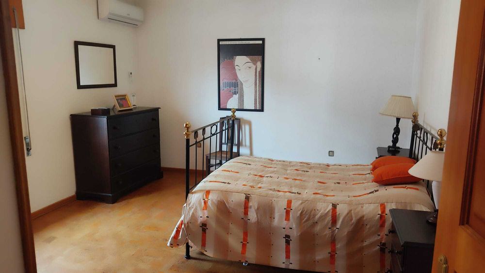 Cama em ferro estilo clássico