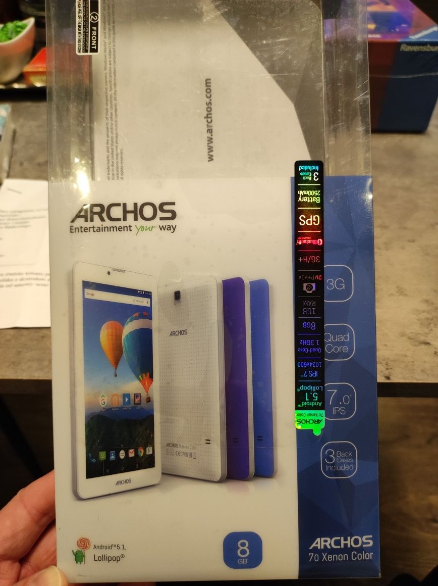 Tablet Archos 8GB - Transmisja 3G/Wifi/Bluetooth/GPS