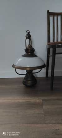 Lampa w stylu holenderskim