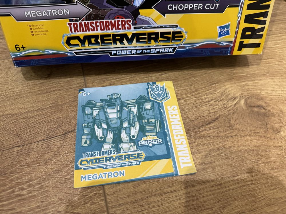 Megatron Transformers Cyberverse Spark Amor Hasbro, robot i samolot,