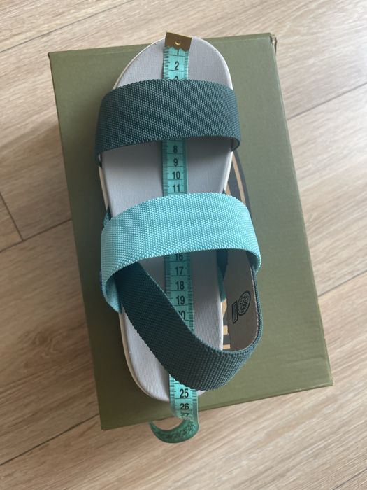 Босоніжки, сандалі Keen Elle Backstrap 39 розмір