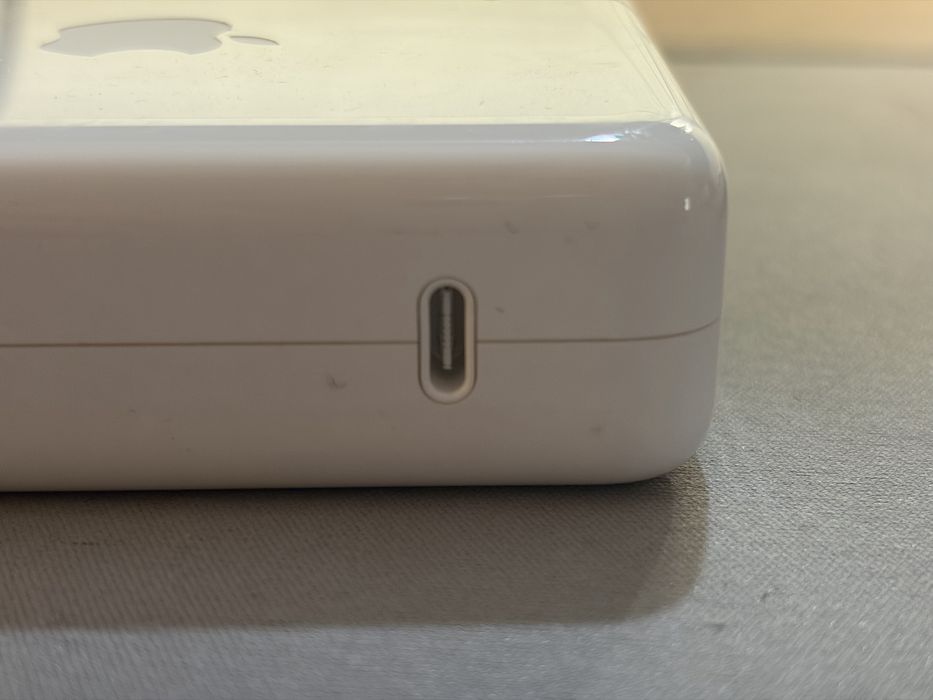 Apple USB-C 140W ładowarka