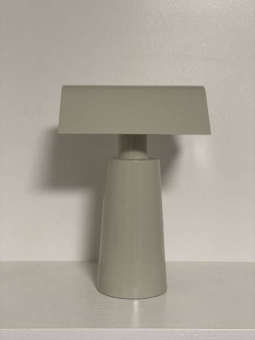 Портативна лампа &TRADITION Caret MF1