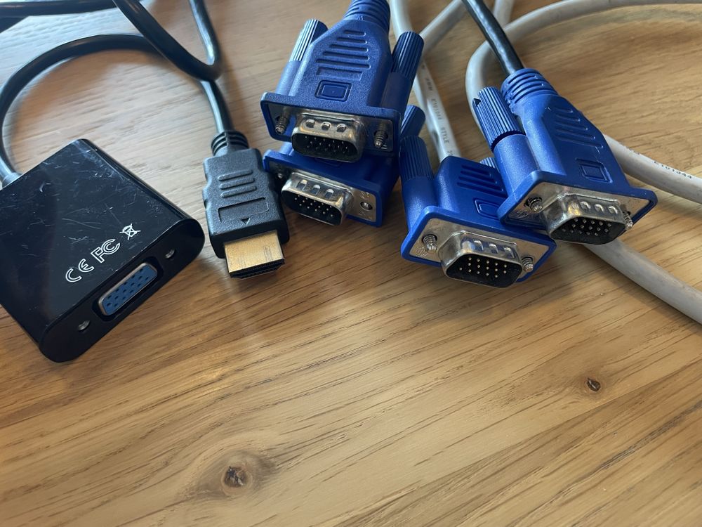 Projektor Acer z dodatkami