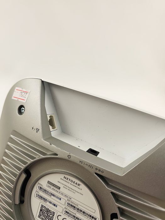 Роутер Netgear Business Essential WAX214V2 (2250)