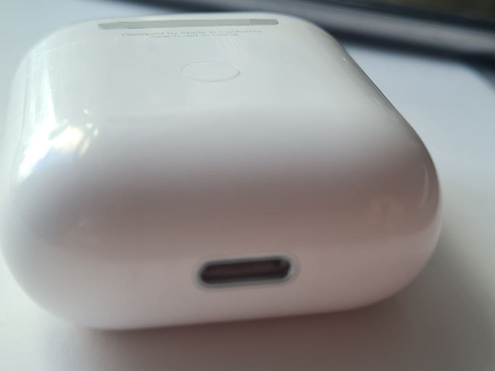 Airpods 2  оригінал аірподс