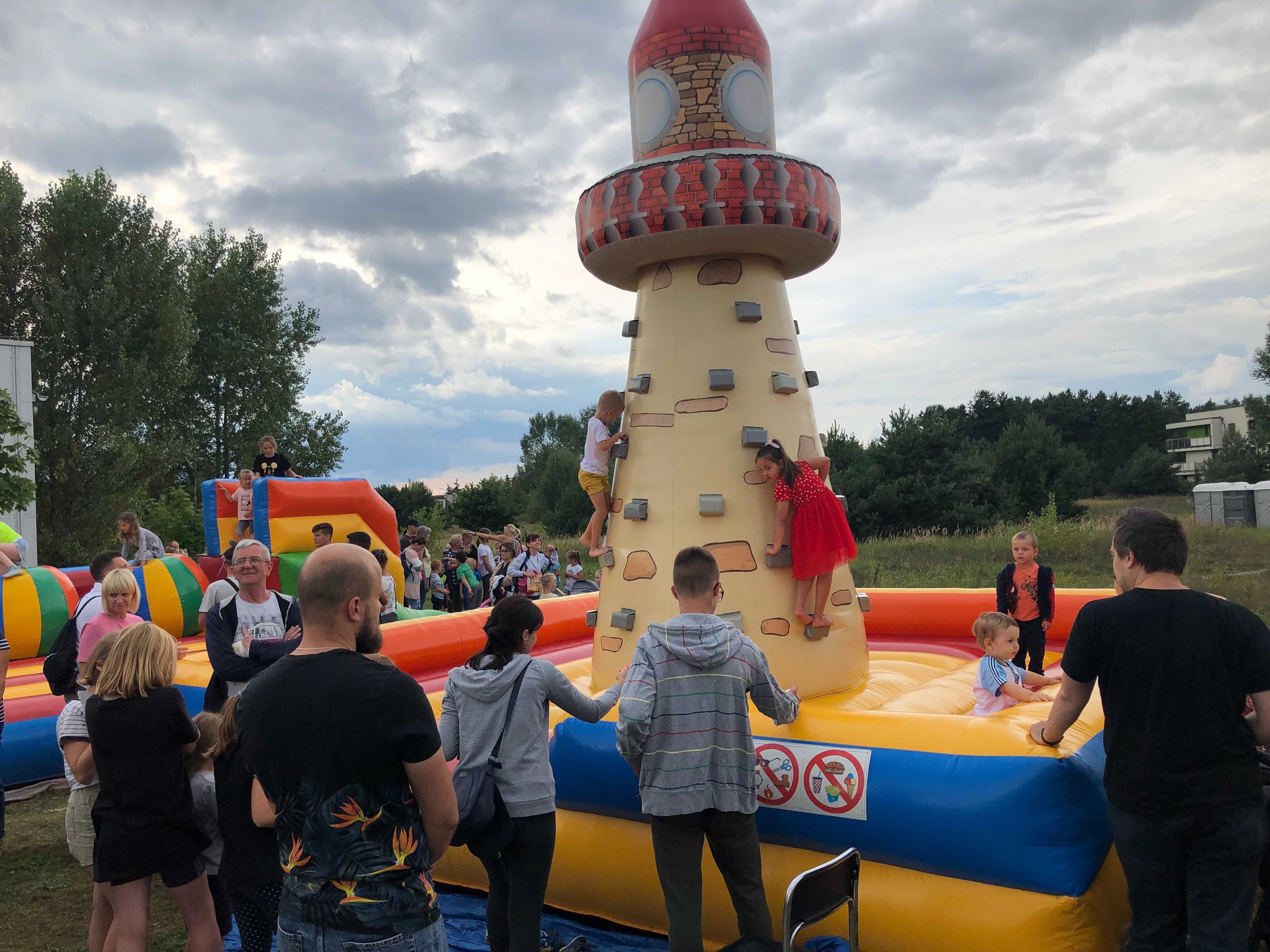 zamki dmuchane zjeżdżalnia foto wideobudka 360  tor przeszkód bykrodeo