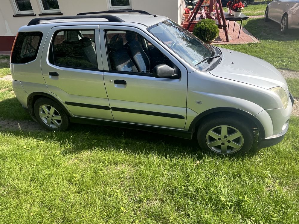 Suzuki Ignis 2004r 1.3