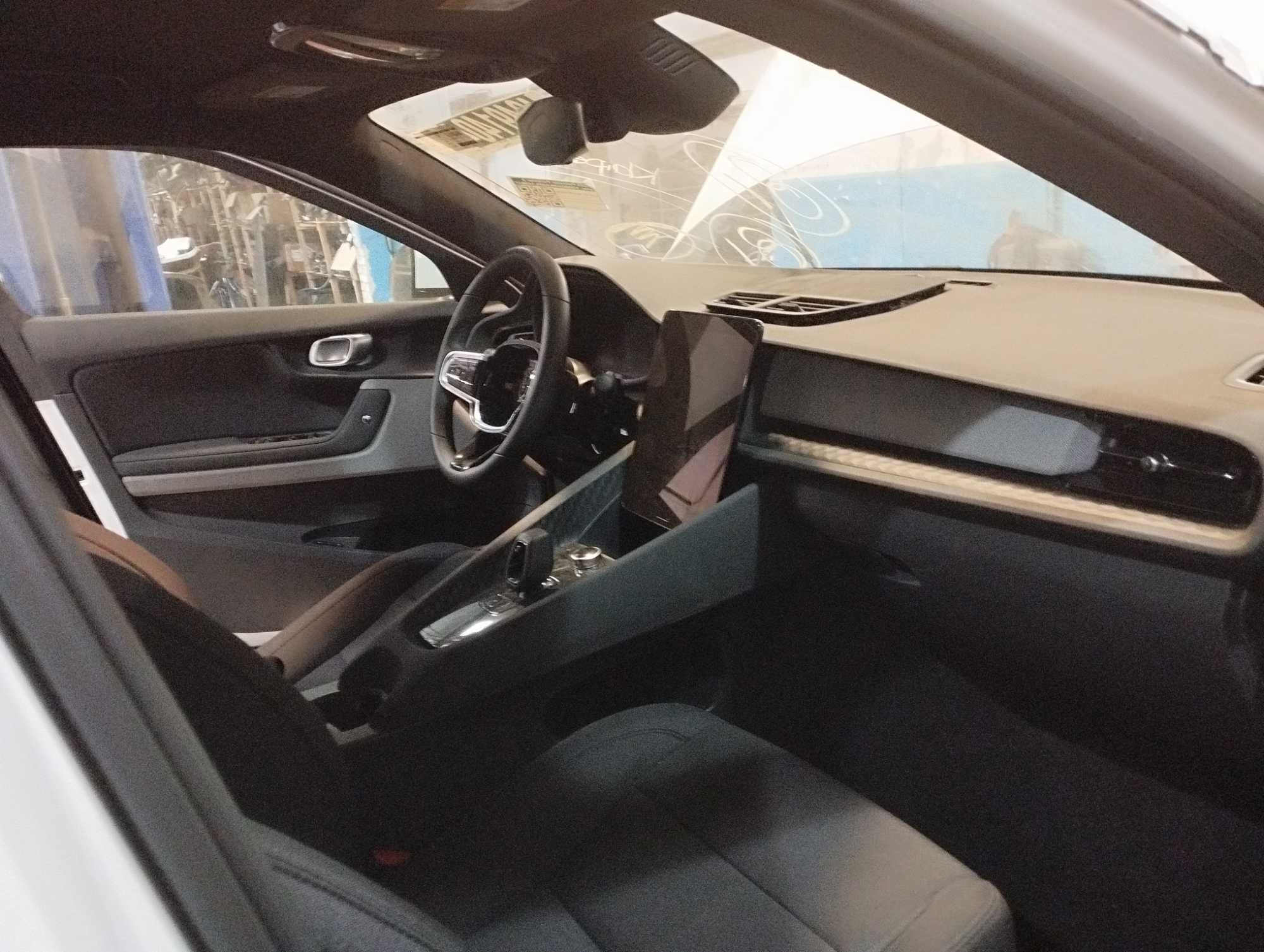 фонарь Polestar 2 кузов дверь салон крыло четверть крыша лажерон